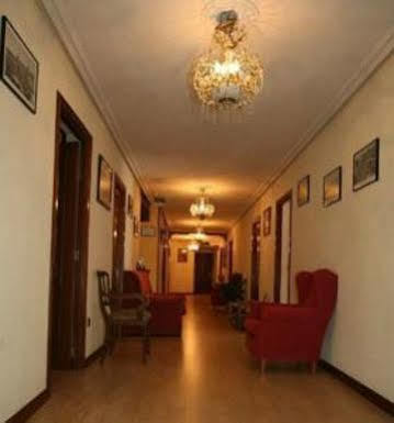 Hostal Ana Belen Madrid Dış mekan fotoğraf
